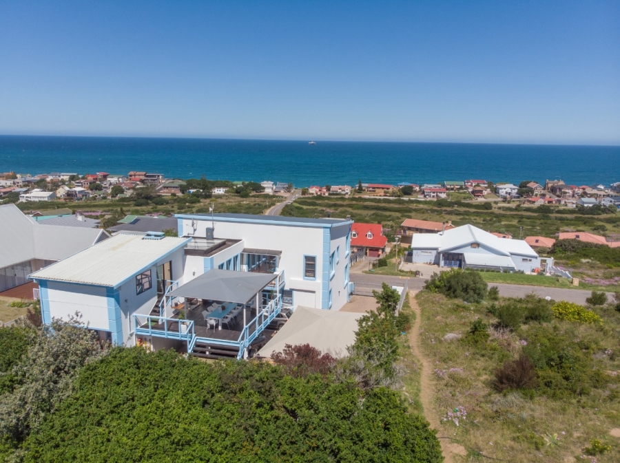 8 Bedroom Property for Sale in Tergniet Western Cape